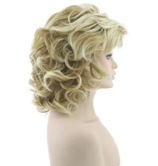 High temperature silk curly wigs European and American golden short hair wigs